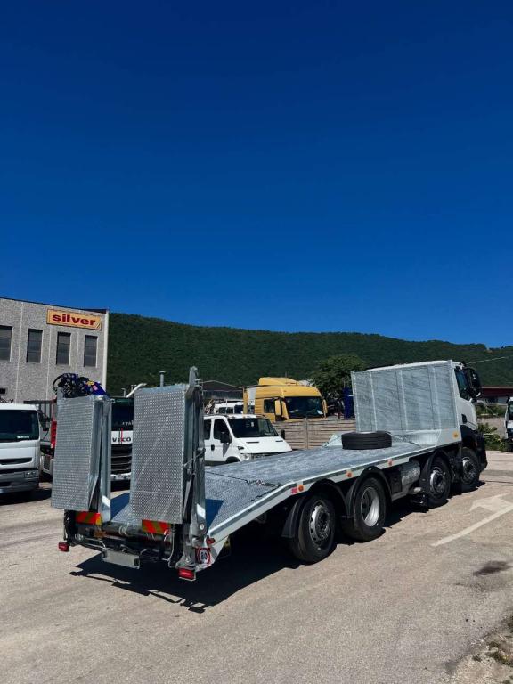Iveco STRALIS AD350X40 YPS ON 8X32 Foto 1