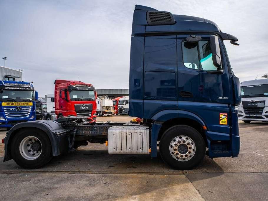Mercedes-Benz ACTROS 1846 BLS +ADR Foto 4