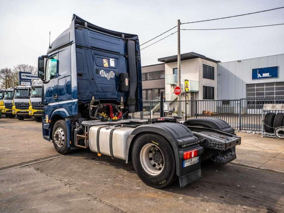 Mercedes-Benz ACTROS 1846 BLS +ADR Foto 7