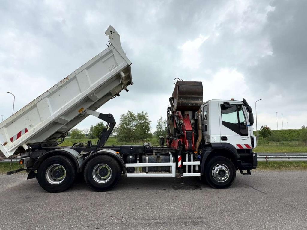Iveco TRAKKER AD260T360 6x4 Foto 10