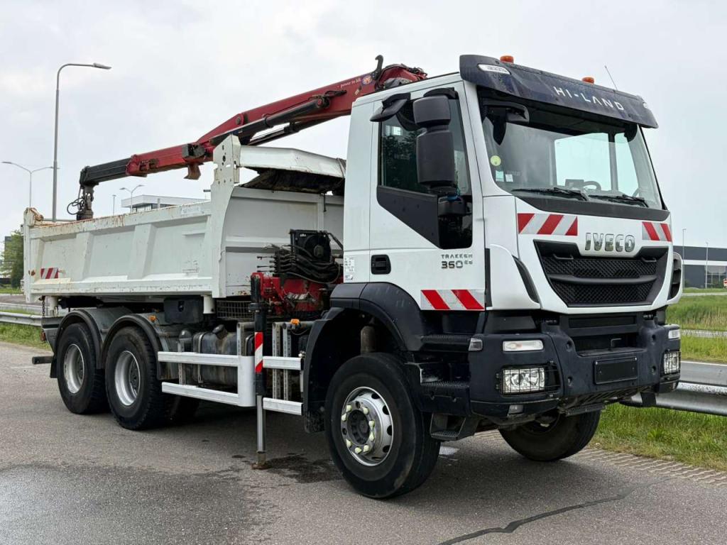 Iveco TRAKKER AD260T360 6x4 Foto 3