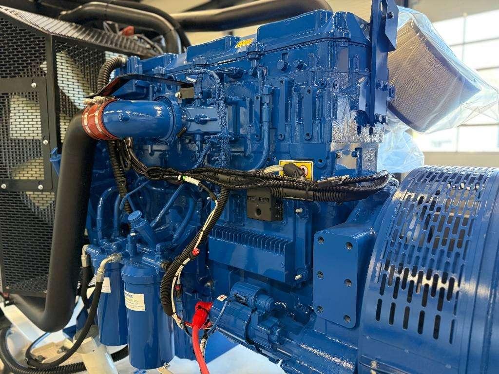 FG Wilson P400-3 - 400 kVA Open Genset - DPX-16017-O Foto 10