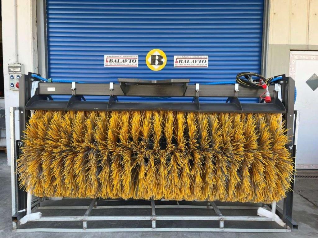 for 12-25 ton machines Cepillo barredor Foto 1