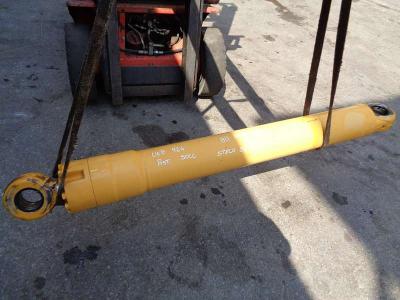 Cilndro de levantamiento para Liebherr 924 B vendida por PRV Ricambi Srl