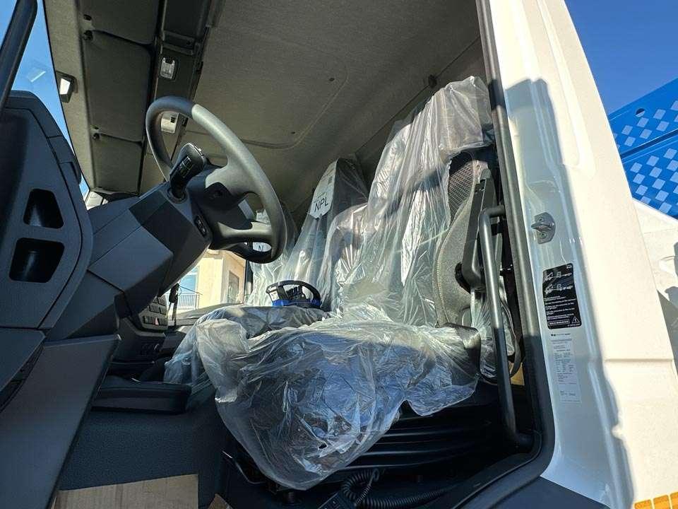 Man TGM 13.250 4x4 Foto 18