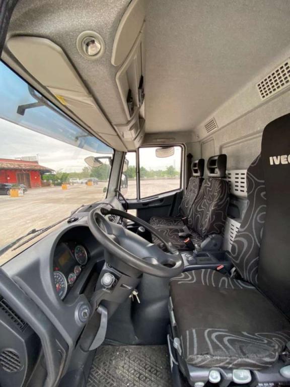 Iveco EUROCARGO 80 E18 Foto 23