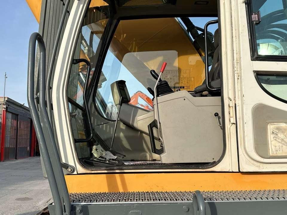 Liebherr R974C HDSL Foto 13