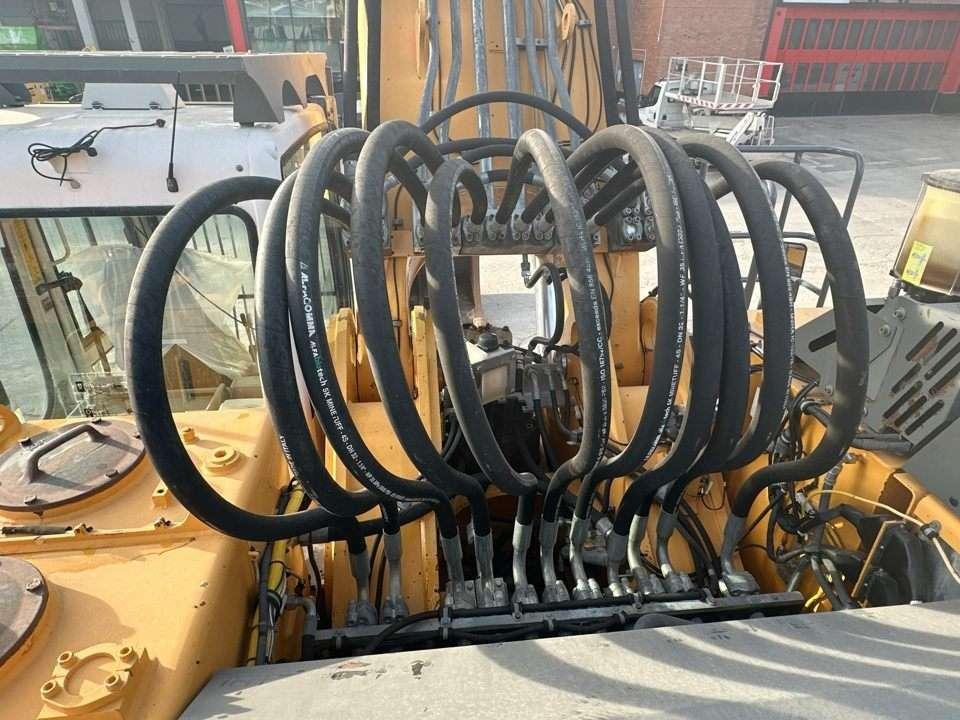 Liebherr R974C HDSL Foto 9