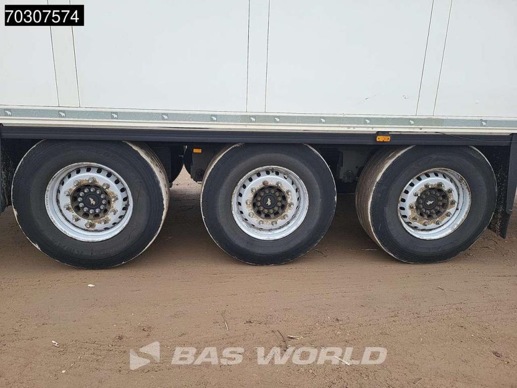 Schmitz SCB*S3B 3 axles FRC Blumenbreit Foto 14