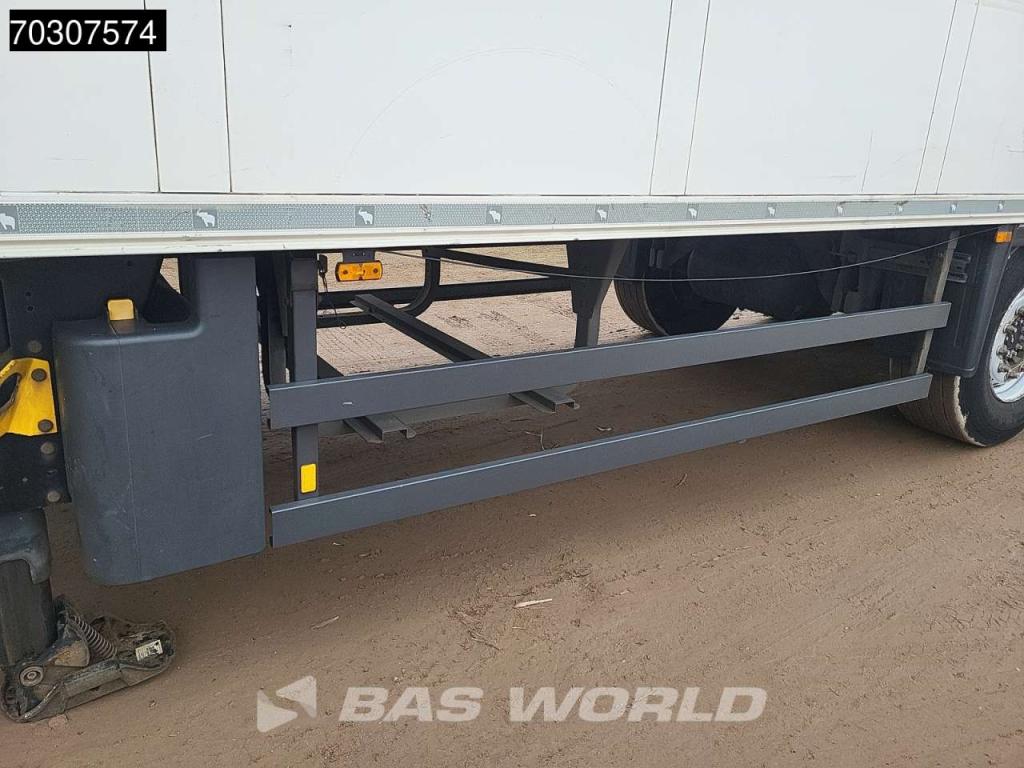Schmitz SCB*S3B 3 axles FRC Blumenbreit Foto 30