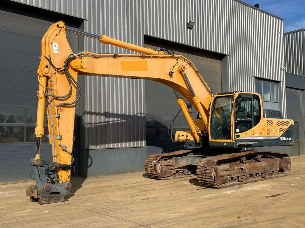Hyundai Robex 300NLC-9A Foto 2