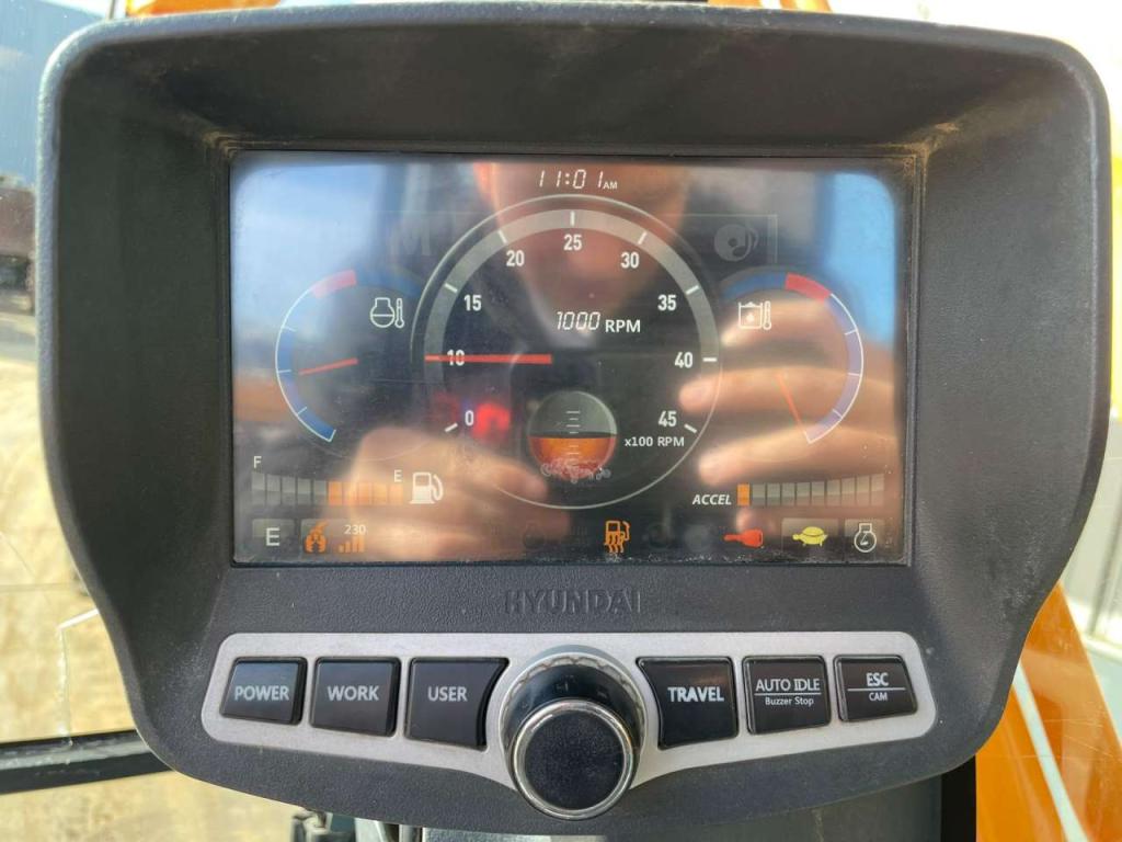 Hyundai Robex 300NLC-9A Foto 21