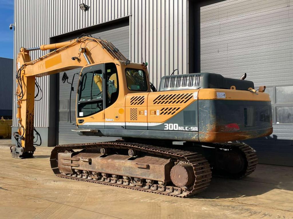 Hyundai Robex 300NLC-9A Foto 3