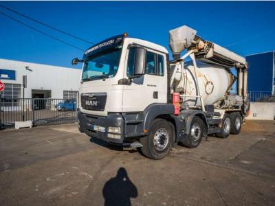 Man TGS 32.360 BB+LIEBHERR 8m3+TAPIS THEAMS 12m vendida por Braem NV