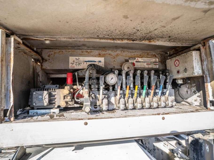 Man TGS 32.360 BB+LIEBHERR 8m3+TAPIS THEAMS 12m Foto 17