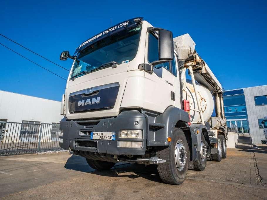 Man TGS 32.360 BB+LIEBHERR 8m3+TAPIS THEAMS 12m Foto 2