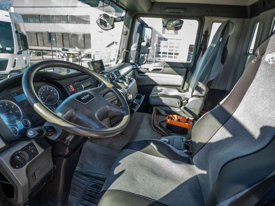 Man TGS 32.360 BB+LIEBHERR 8m3+TAPIS THEAMS 12m Foto 23