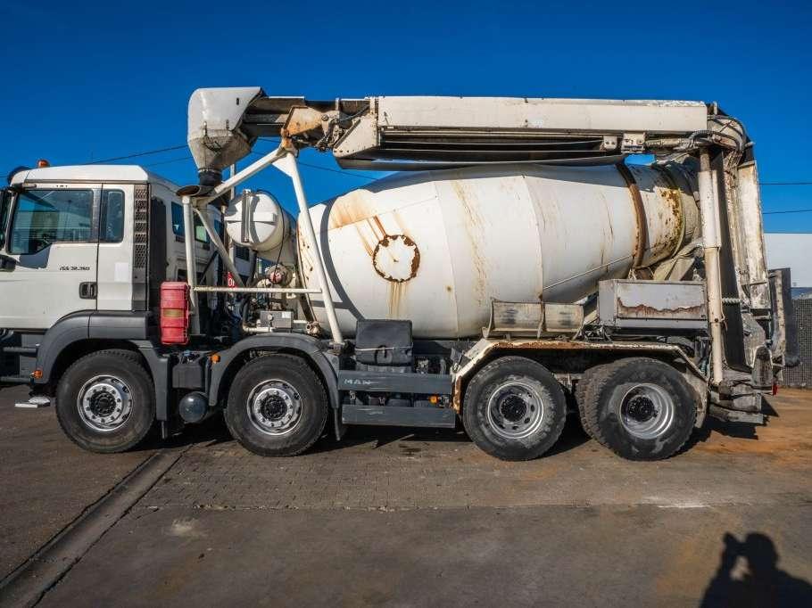 Man TGS 32.360 BB+LIEBHERR 8m3+TAPIS THEAMS 12m Foto 6