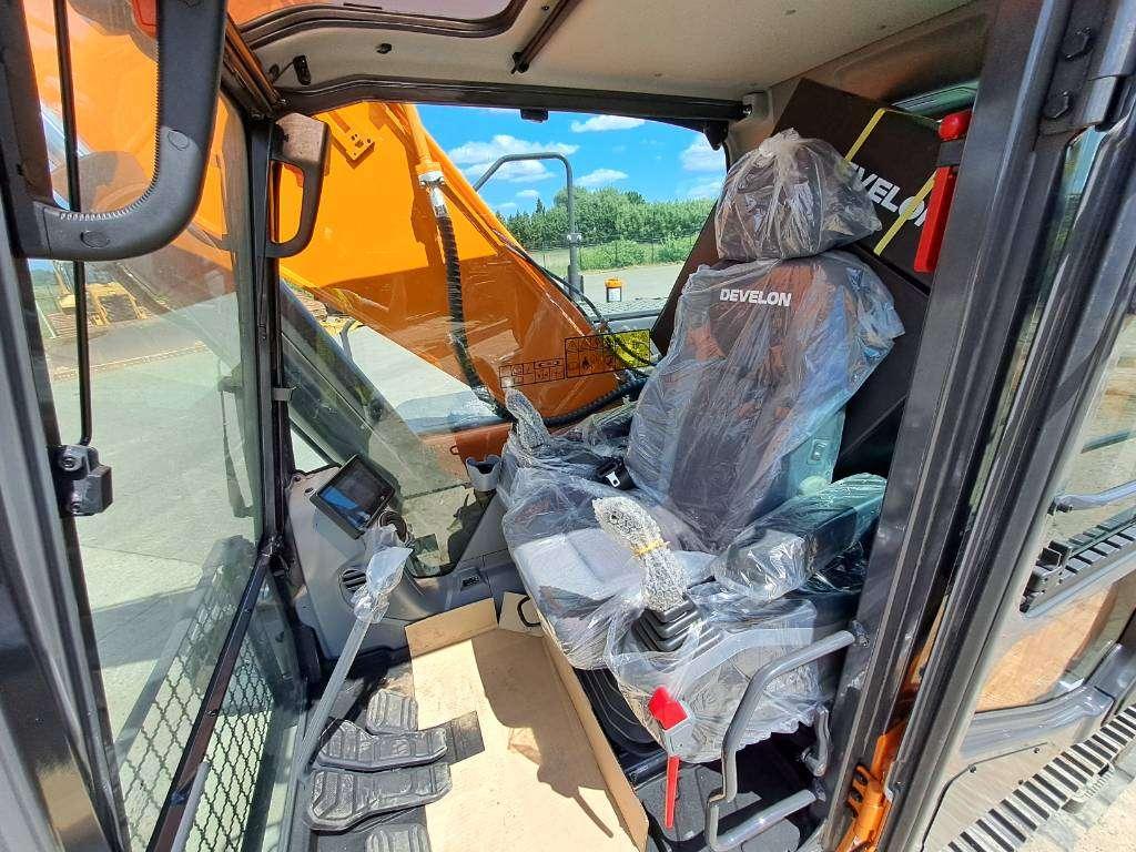 Develon DX225LC-7M (UNUSED - Multiple Units Available) Foto 22
