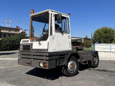 Sisu TR150A/2600 vendida por Massucco T. Srl
