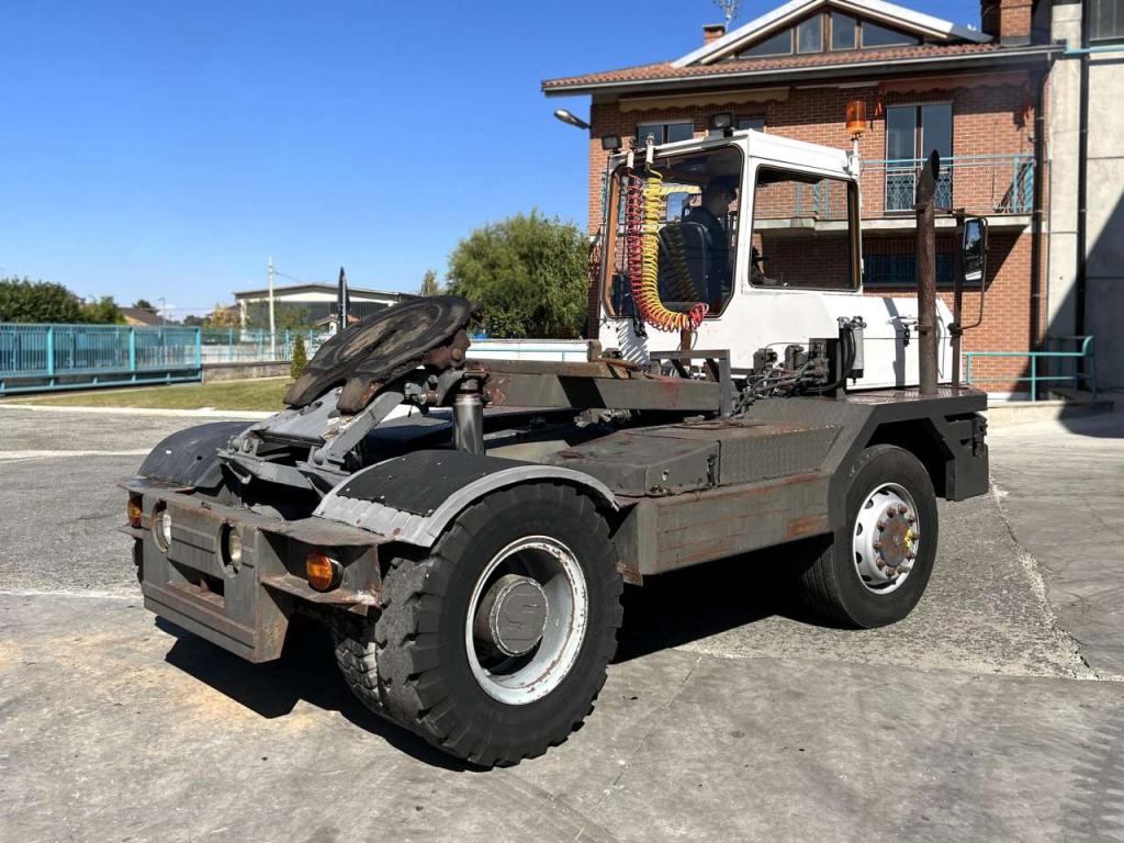 Sisu TR150A/2600 Foto 13