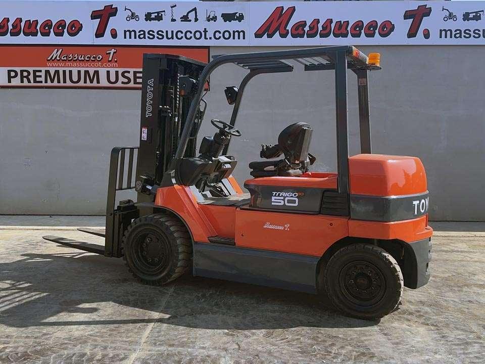 Toyota 7FBMF50 Foto 3