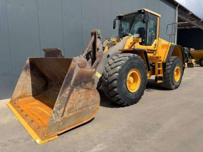 Volvo L180F Foto 1