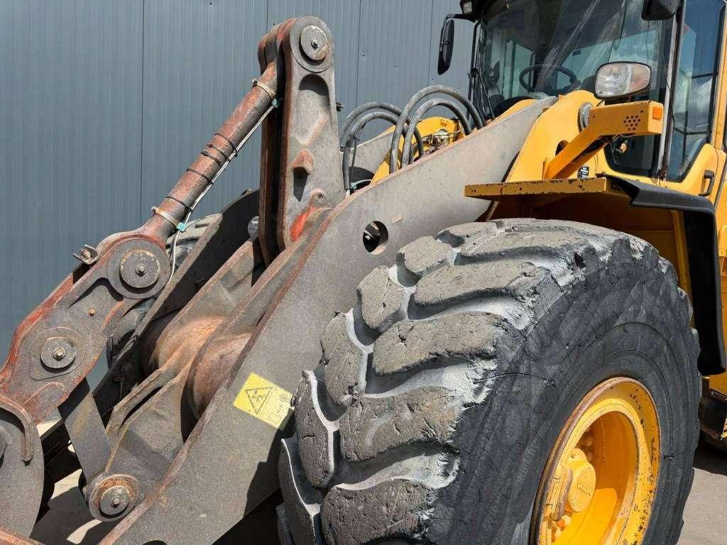 Volvo L180F Foto 24