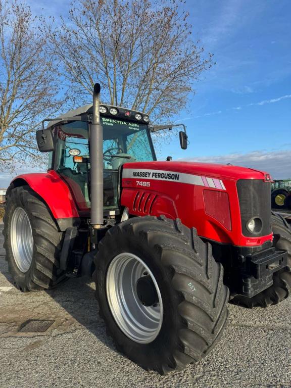 Massey Ferguson 7495 DynaVT Foto 1