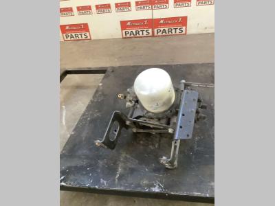 Essiccatori ad aria para Volvo FH16 550 6x4 vendida por Massucco T. Srl Area Ricambi