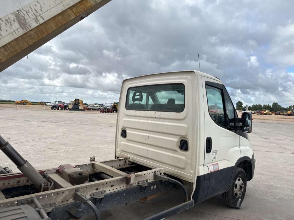 Iveco DAILY 35-120 Foto 2