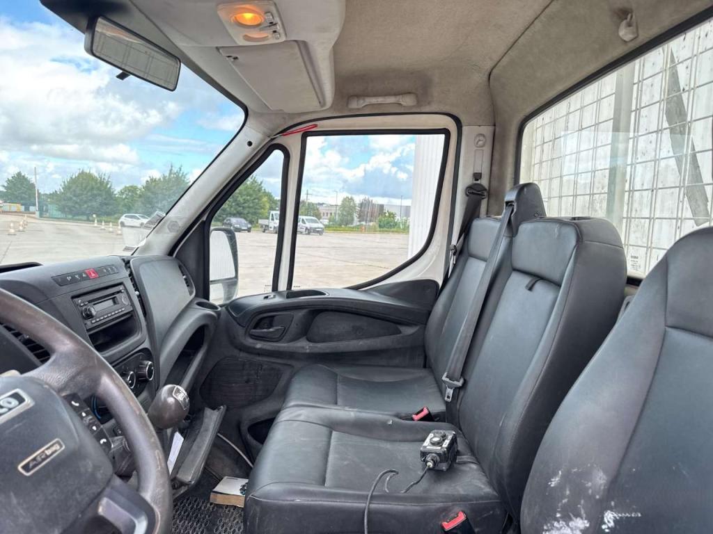 Iveco DAILY 35-120 Foto 3