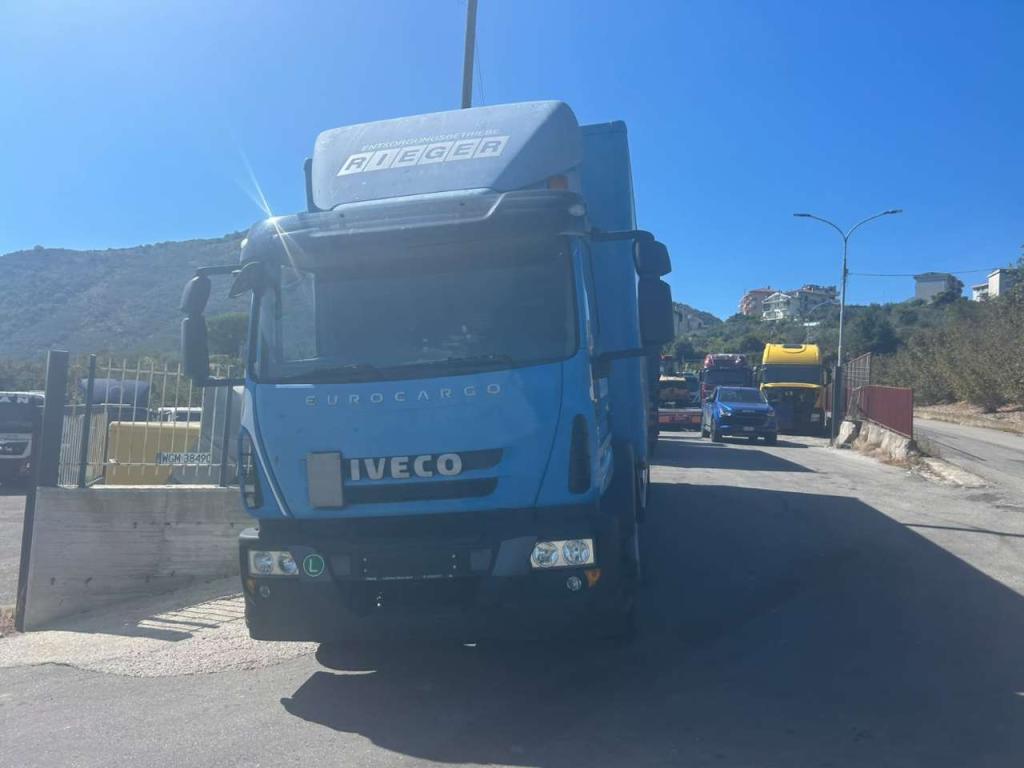 Iveco EUROCARGO 180E25 Foto 20