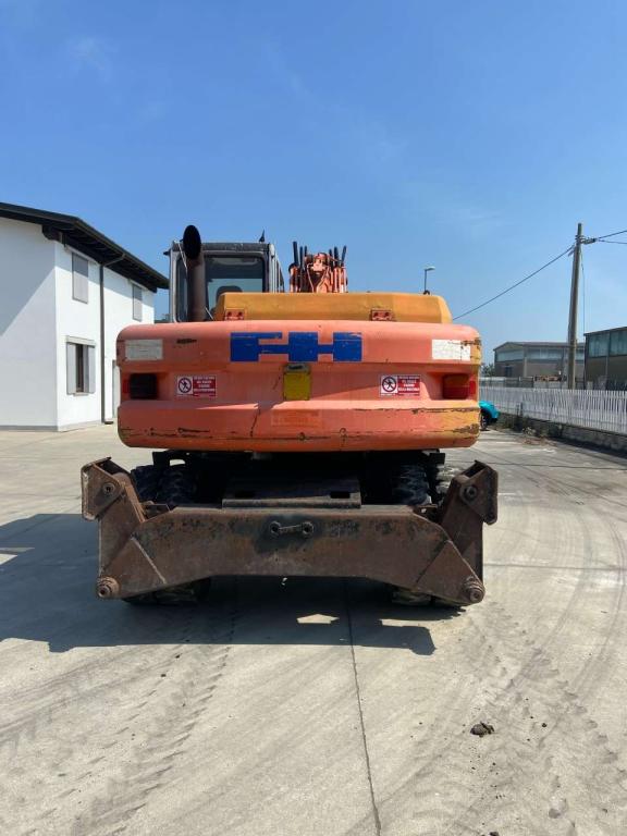 Fiat Hitachi EX135 W Foto 4