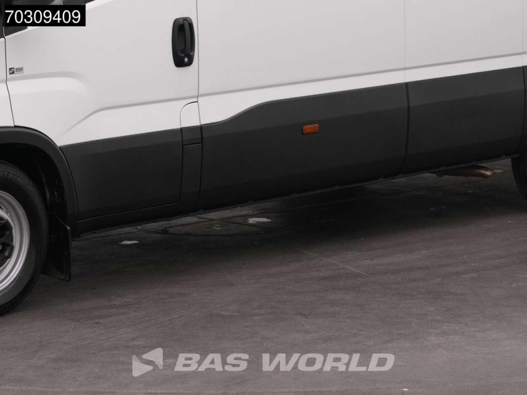 Iveco Daily 35S16 Automaat L3H2 3,5t Trekgewicht Airco Camera Parkeersensoren Euro6 L3 Airco Foto 22