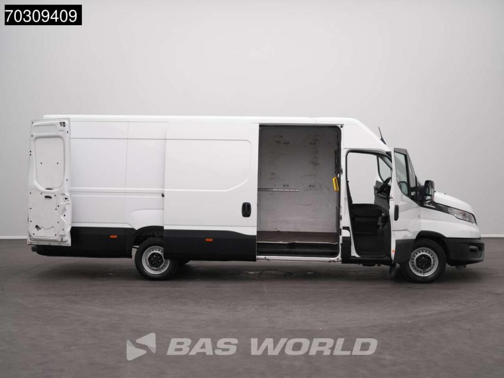Iveco Daily 35S16 Automaat L3H2 3,5t Trekgewicht Airco Camera Parkeersensoren Euro6 L3 Airco Foto 6