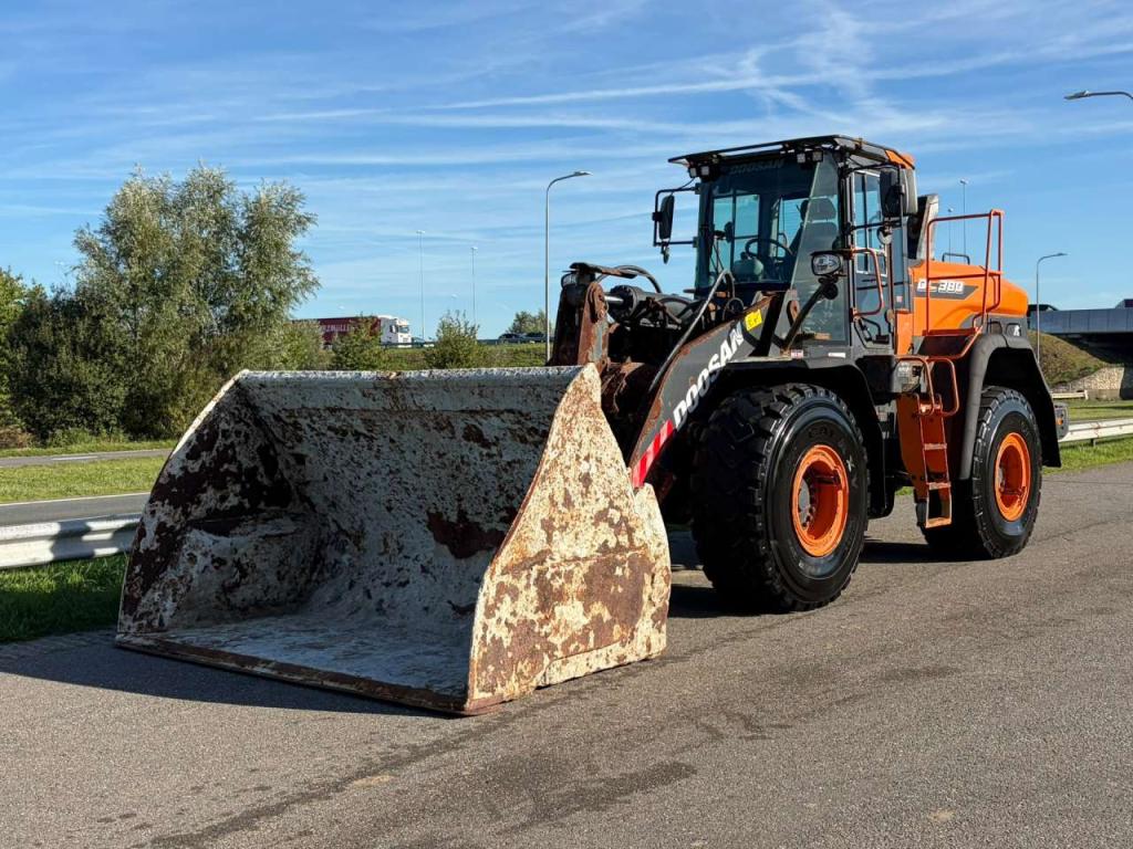 Doosan DL380-7 Foto 2