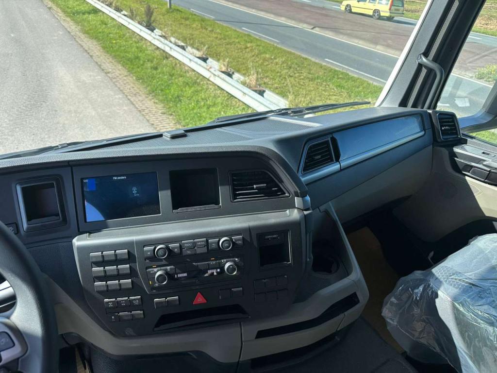 Man TGS 33.400 BB SA 6x4 Manual Foto 22