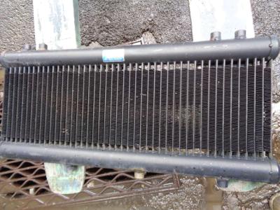 Enfriador de aceite hidráulico para Fiat Hitachi W 170 vendida por PRV Ricambi Srl