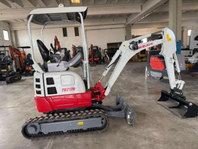 Takeuchi TB217-R vendida por Commerciale Adriatica Srl