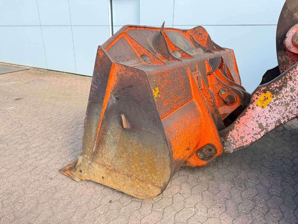 Hitachi ZW250-6 - Automatic Greasing / Weight System Foto 14
