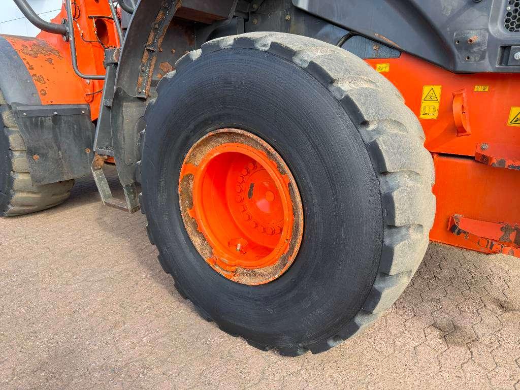 Hitachi ZW250-6 - Automatic Greasing / Weight System Foto 20