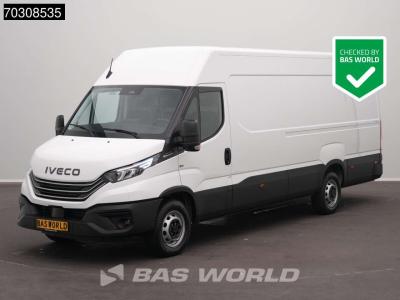 Iveco Daily 35S18 3.0L Automaat L3H2 3,5t Trekhaak ACC LED Airco Camera CarPlay Parkeersensoren Euro6 L3 vendida por BAS World B.V.