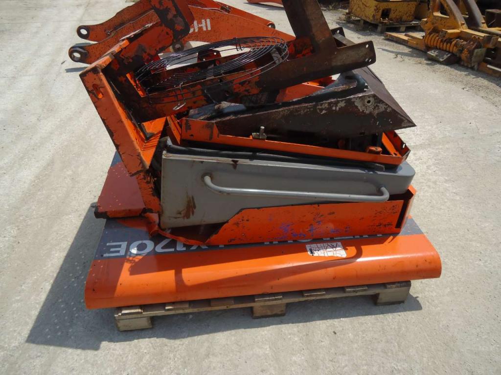 Capó y panel de carrocería para Hitachi LX170 Foto 3