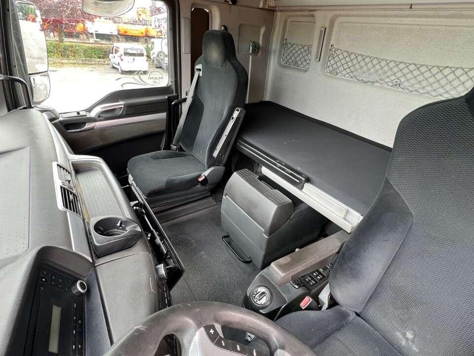 Man TGX 41.680 - 8X4 Foto 5