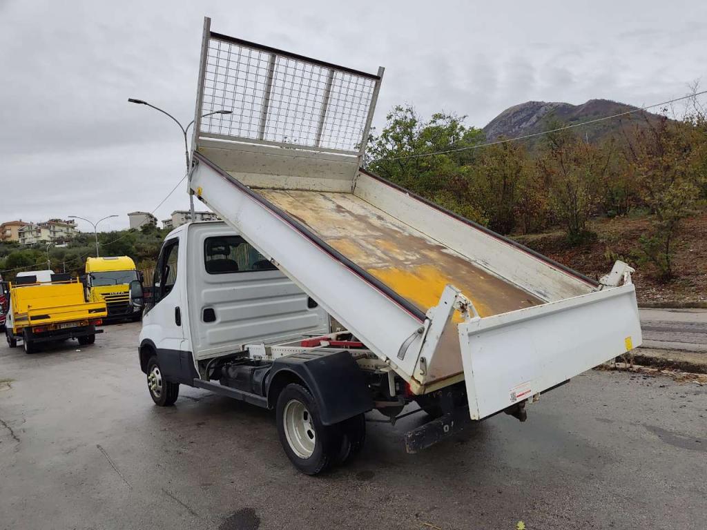 Iveco DAILY 35-140 Foto 26