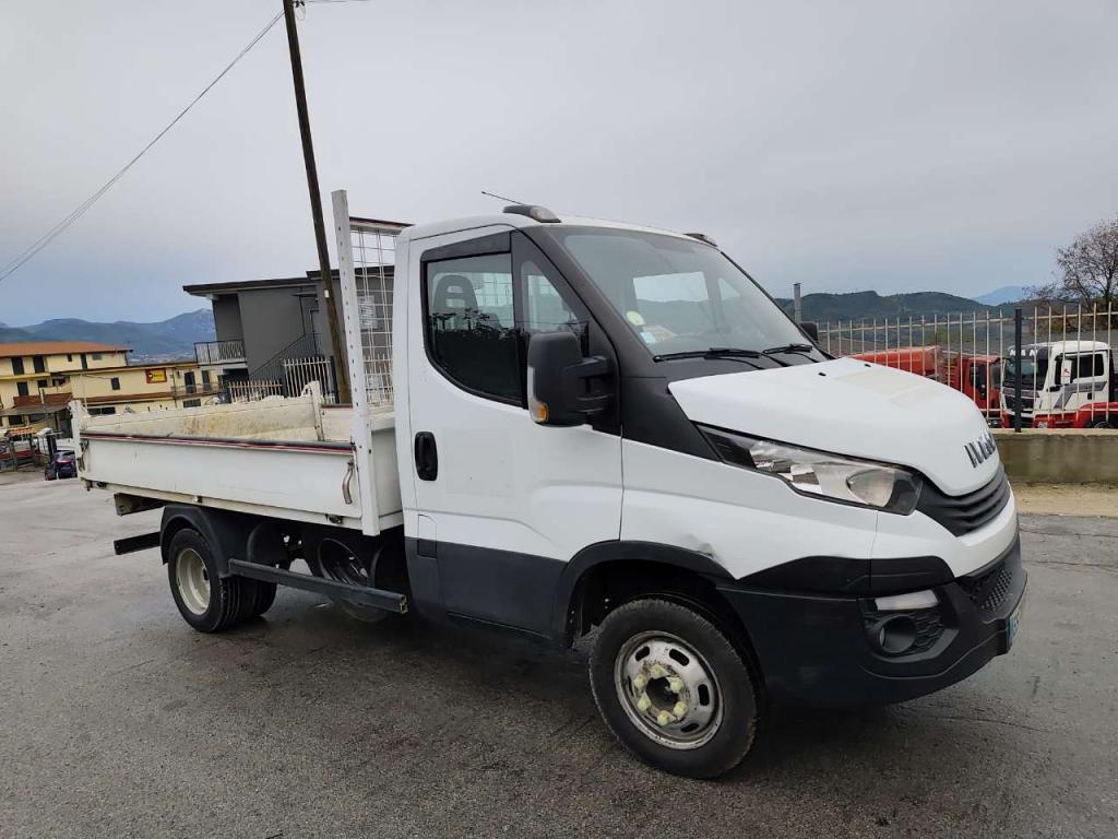Iveco DAILY 35-140 Foto 5