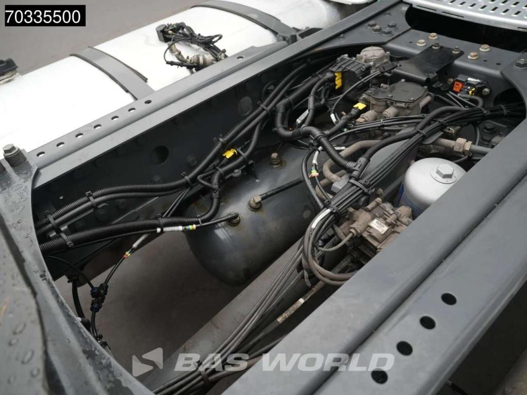Daf XG 480 XG 4X2 2x Tanks ACC Foto 18