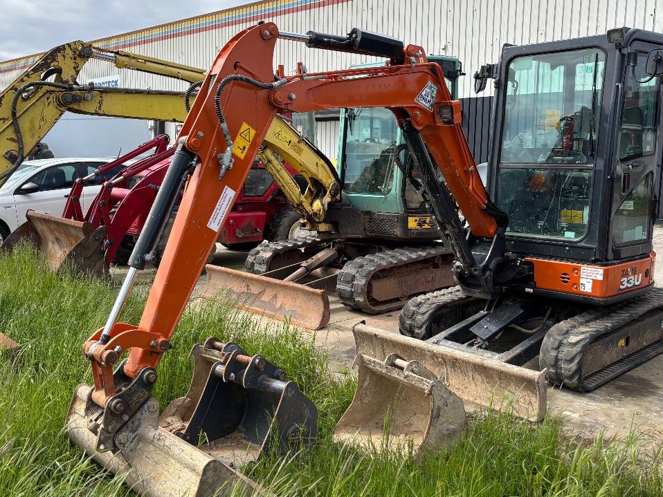 Hitachi Zaxis U33-6 Foto 2