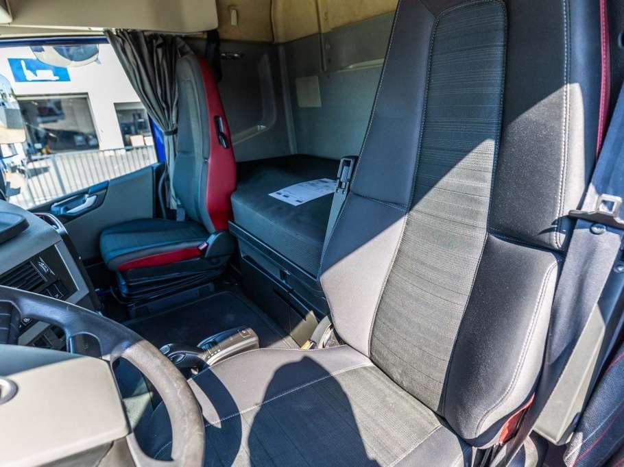 Volvo FH 420 Foto 15